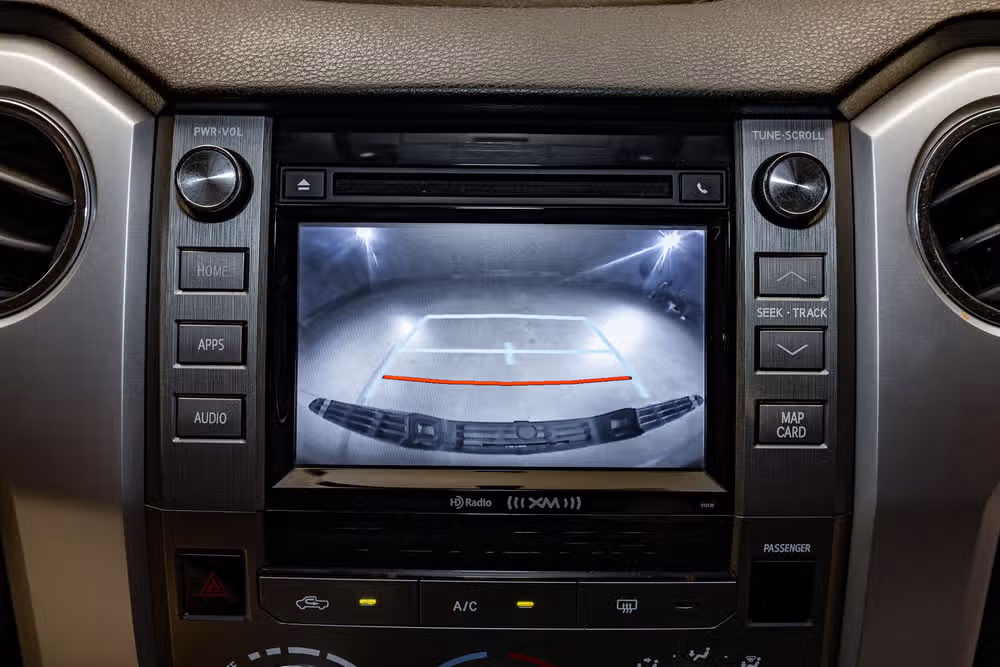 2017 Toyota Tundra SR5 CrewMax Image 18