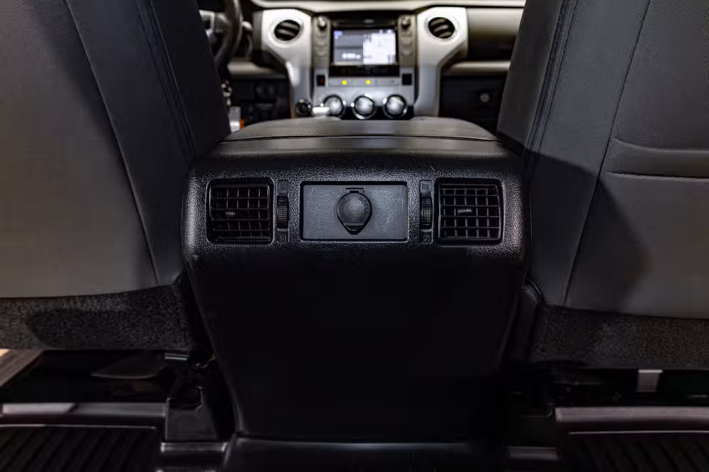 2017 Toyota Tundra SR5 CrewMax Image 22
