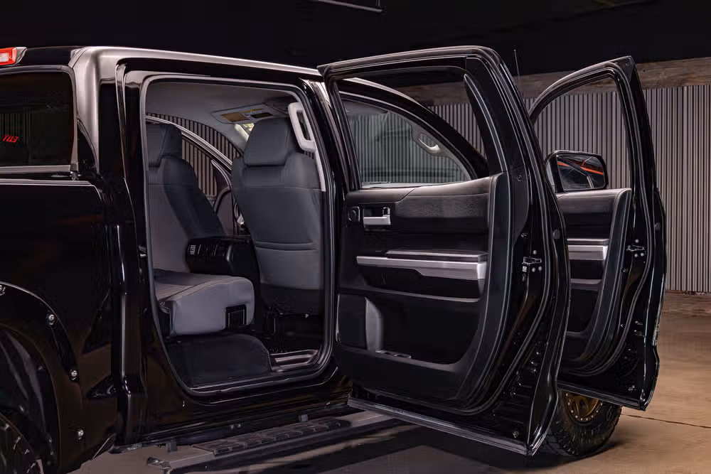 2017 Toyota Tundra SR5 CrewMax Image 28