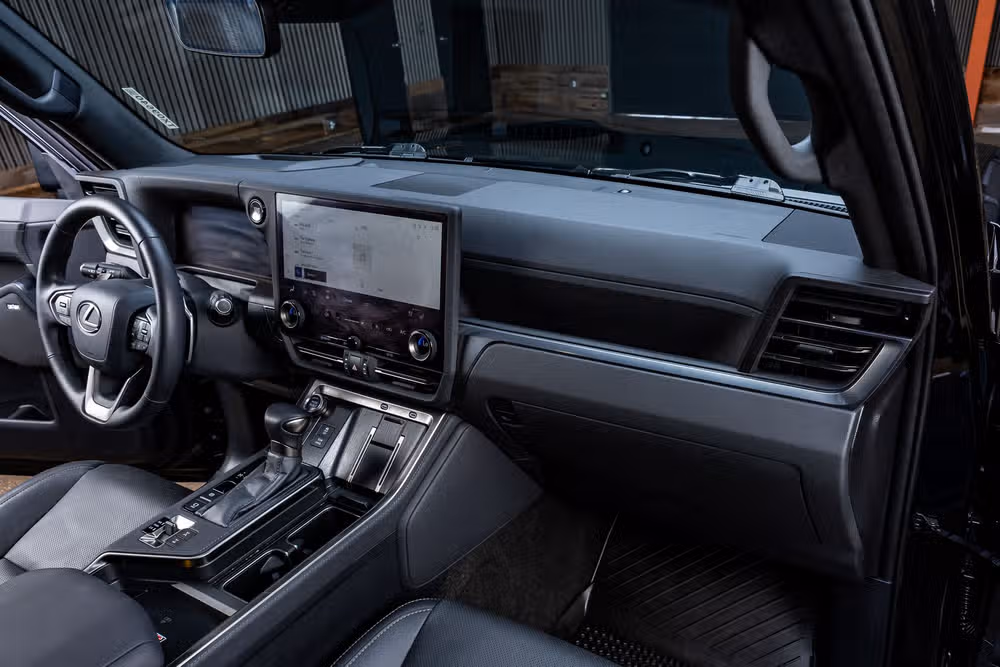 2024 Lexus GX 550 Overtrail+ Image 18