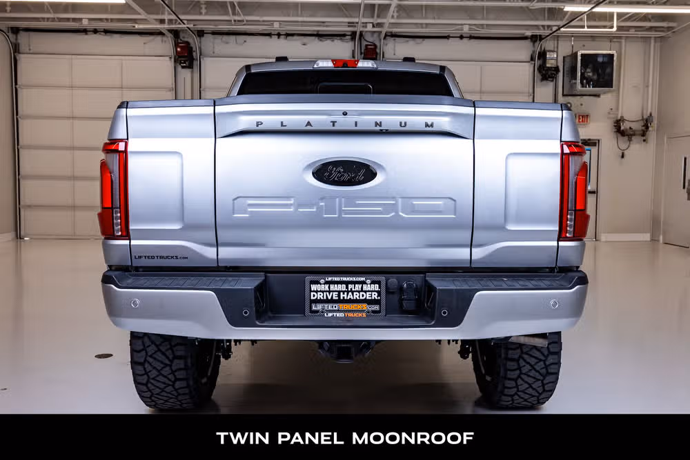 2025 Ford F-150 Platinum SuperCrew Image 8