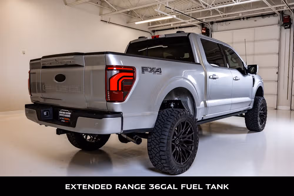 2025 Ford F-150 Platinum SuperCrew Image 10