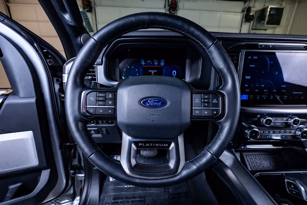 2025 Ford F-150 Platinum SuperCrew Image 19