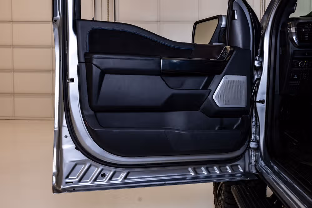 2025 Ford F-150 Platinum SuperCrew Image 38