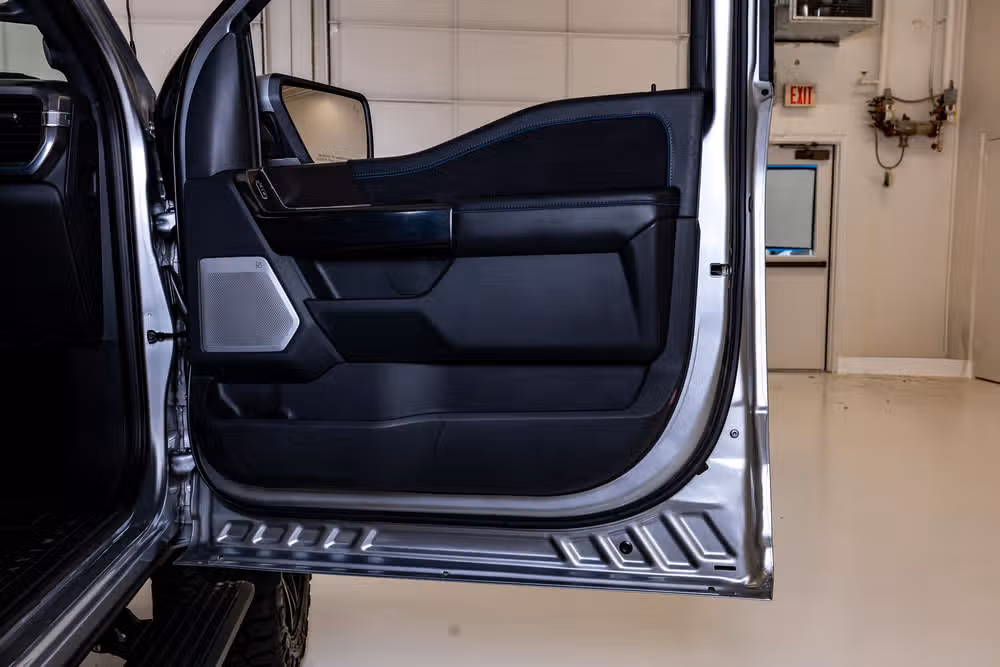 2025 Ford F-150 Platinum SuperCrew Image 39