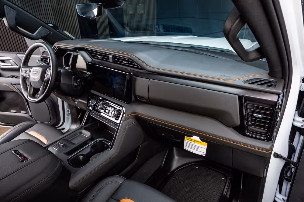 2026 GMC Sierra 2500HD AT4 Crew Cab Image 18