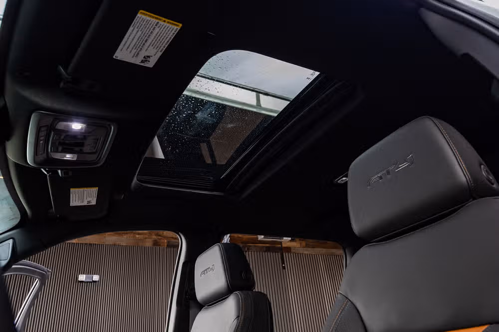 2026 GMC Sierra 2500HD AT4 Crew Cab Image 31