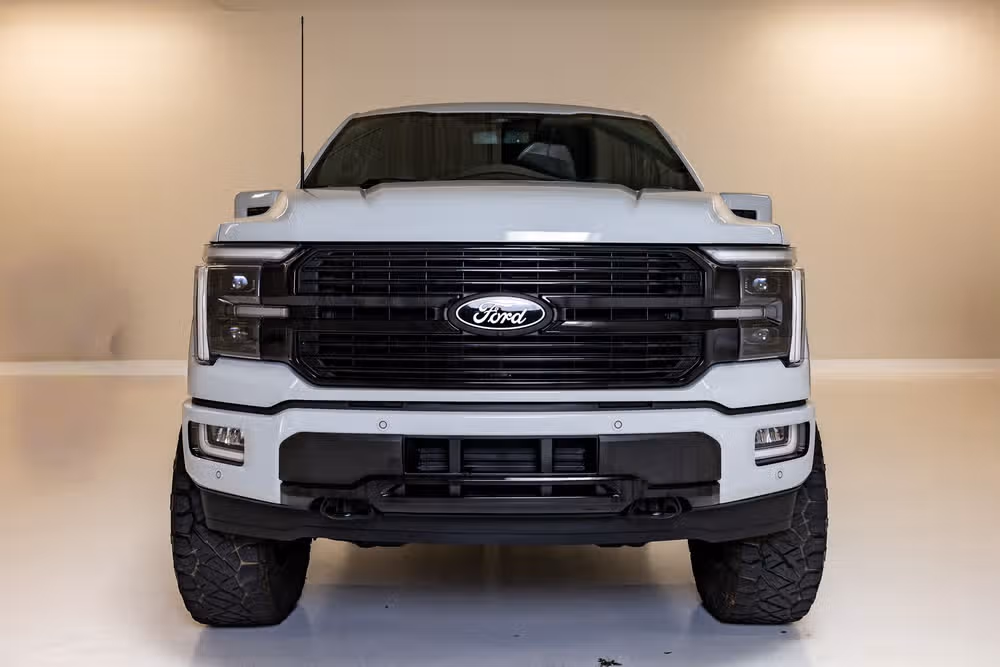 2024 Ford F-150 Platinum SuperCrew Image 2