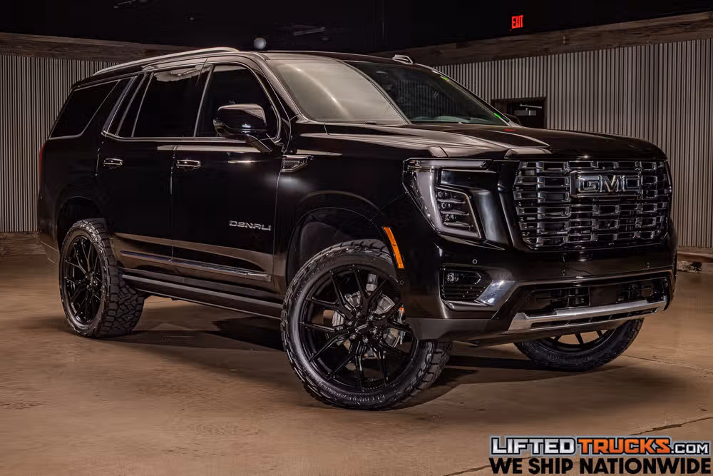 2026 GMC Yukon Denali Ultimate Image 1