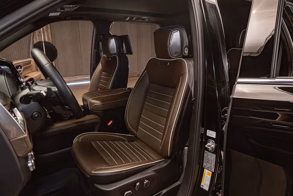 2026 GMC Yukon Denali Ultimate Image 21