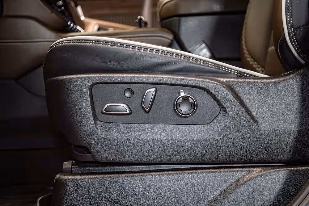 2026 GMC Yukon Denali Ultimate Image 22
