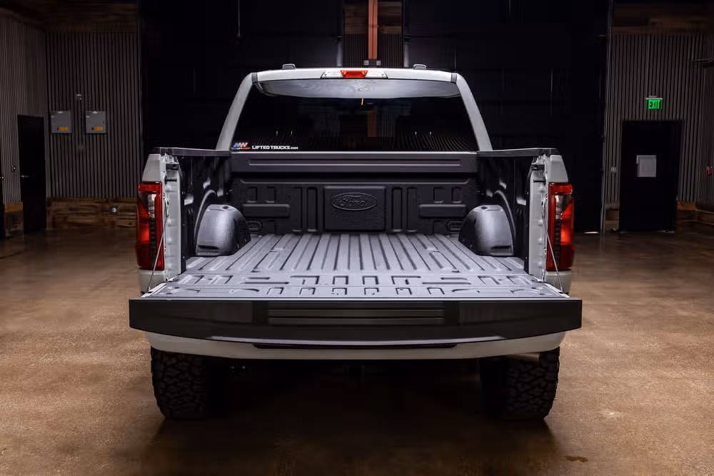 2026 Ford F-150 XLT SuperCrew Image 9
