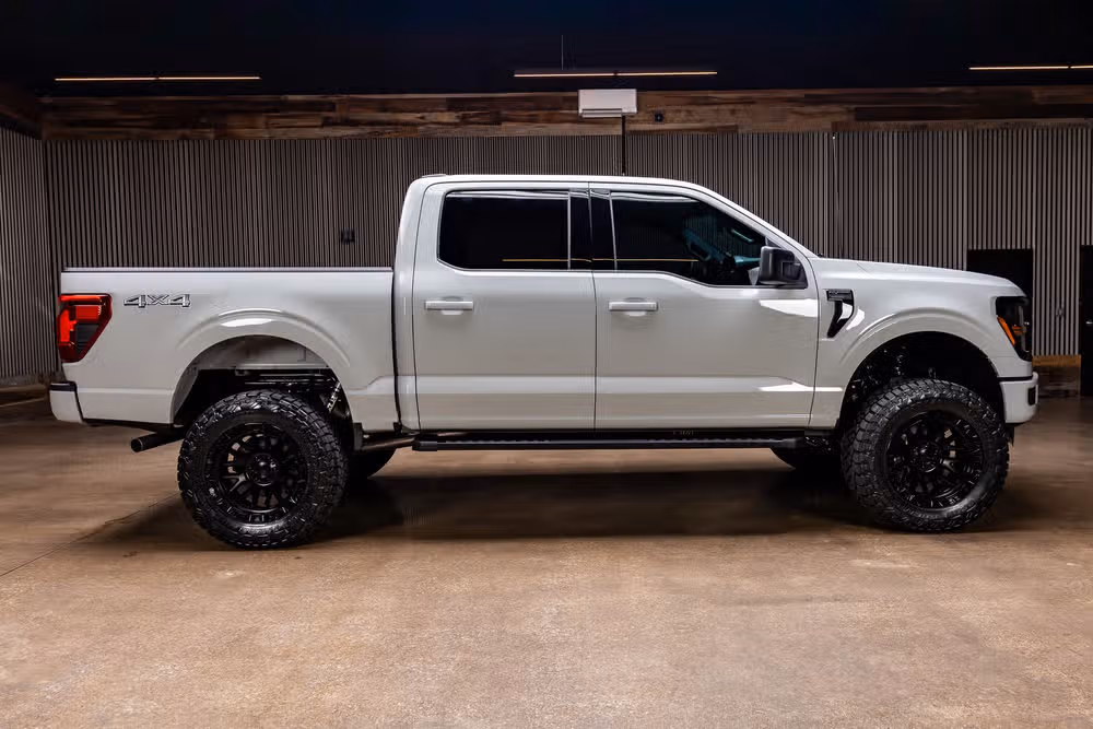 2026 Ford F-150 XLT SuperCrew Image 11