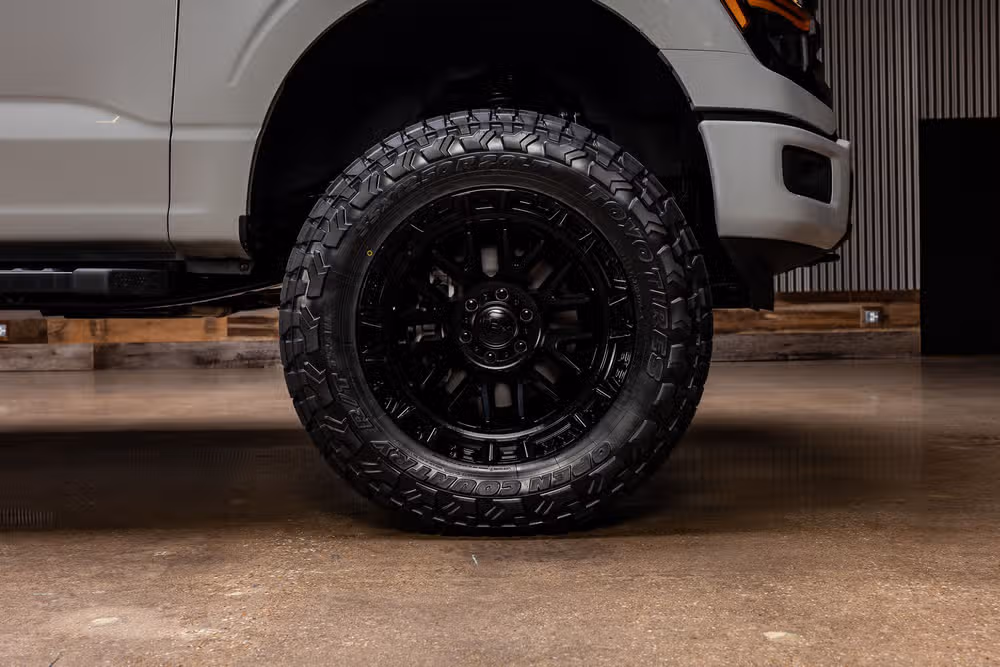 2026 Ford F-150 XLT SuperCrew Image 12