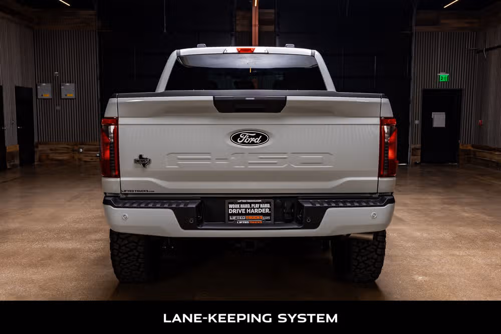 2026 Ford F-150 XLT SuperCrew Image 8