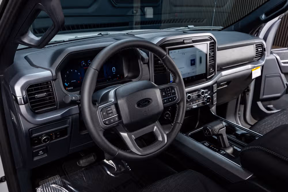 2026 Ford F-150 XLT SuperCrew Image 17