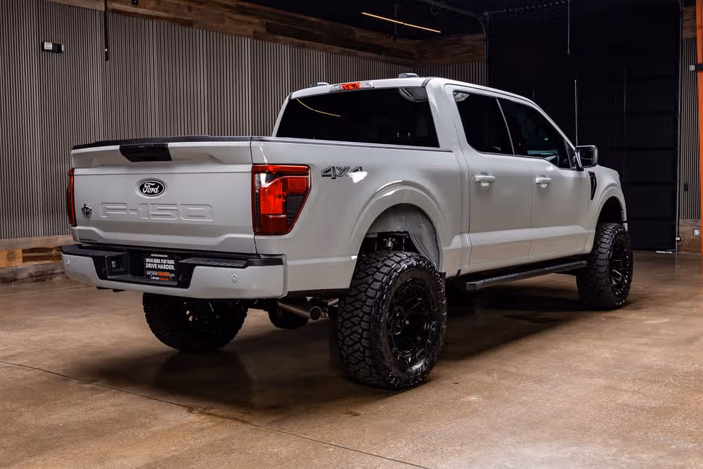 2026 Ford F-150 XLT SuperCrew Image 10