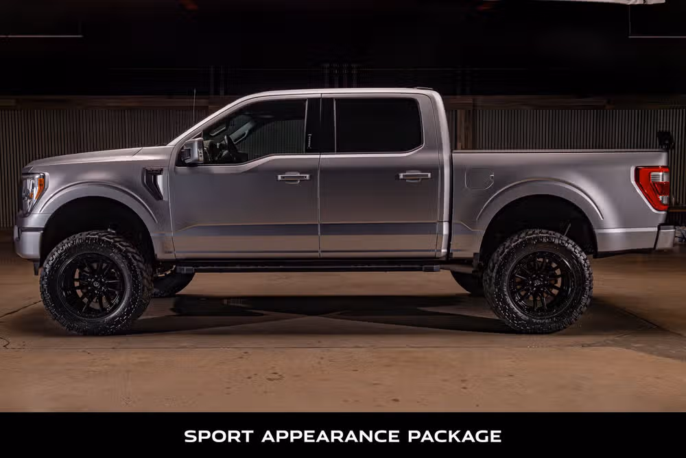 2023 Ford F-150 Lariat SuperCrew Image 6