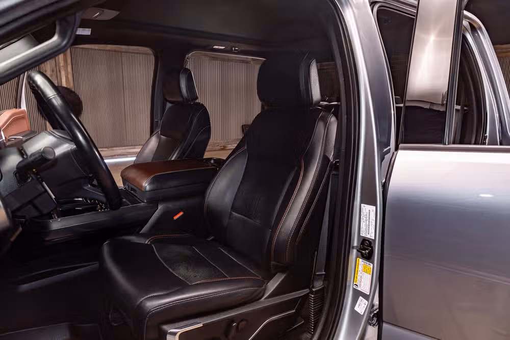 2023 Ford F-150 Lariat SuperCrew Image 20