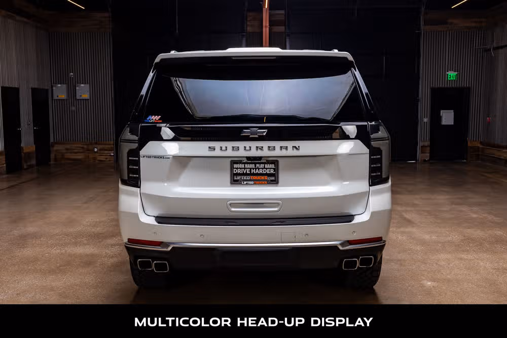 2025 Chevrolet Suburban High Country Image 8