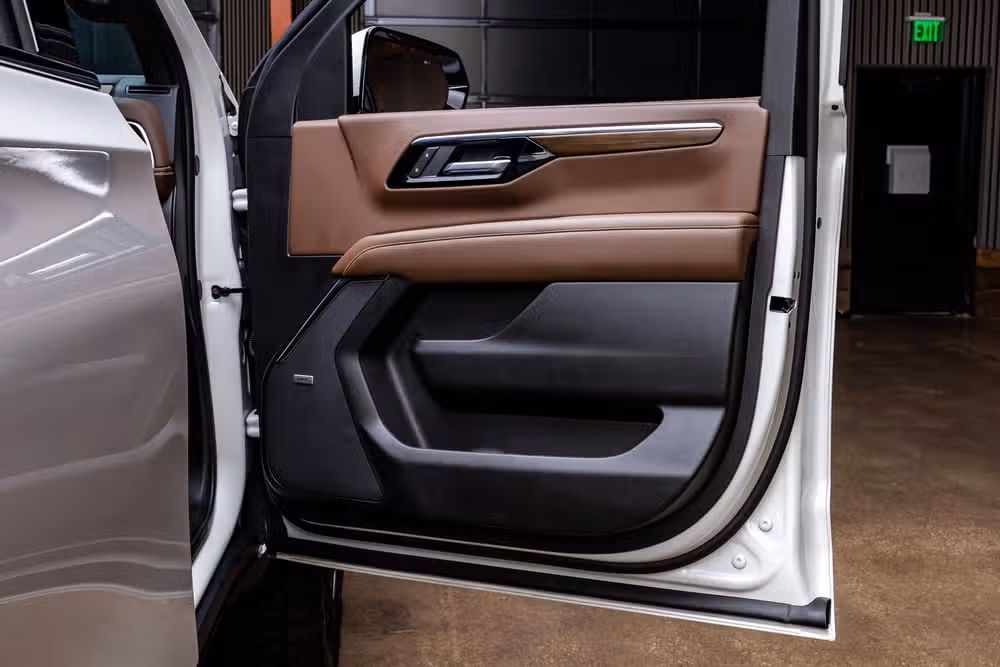 2025 Chevrolet Suburban High Country Image 38