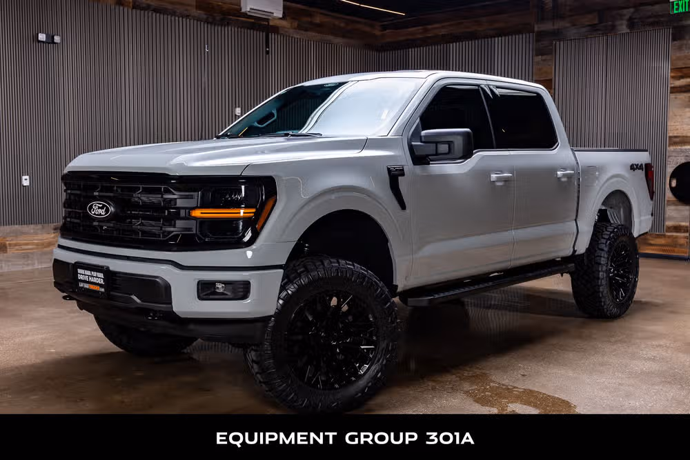 2026 Ford F-150 XLT SuperCrew Image 5