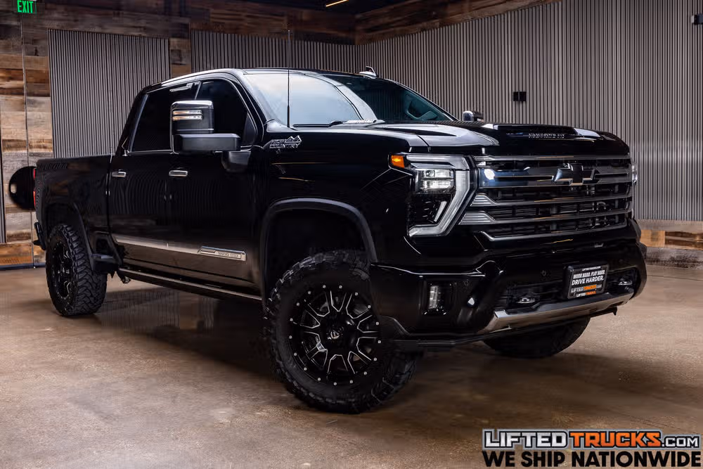 2024 Chevrolet Silverado 3500HD High Country Crew Cab Image 1