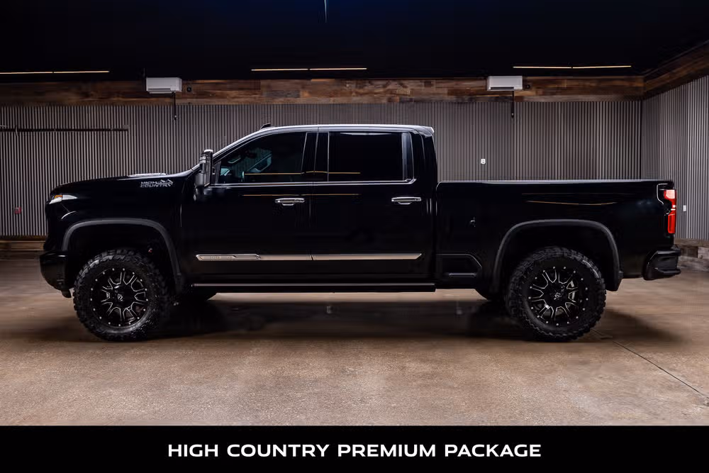 2024 Chevrolet Silverado 3500HD High Country Crew Cab Image 5