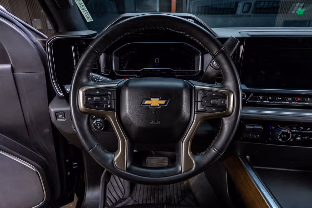 2024 Chevrolet Silverado 3500HD High Country Crew Cab Image 18