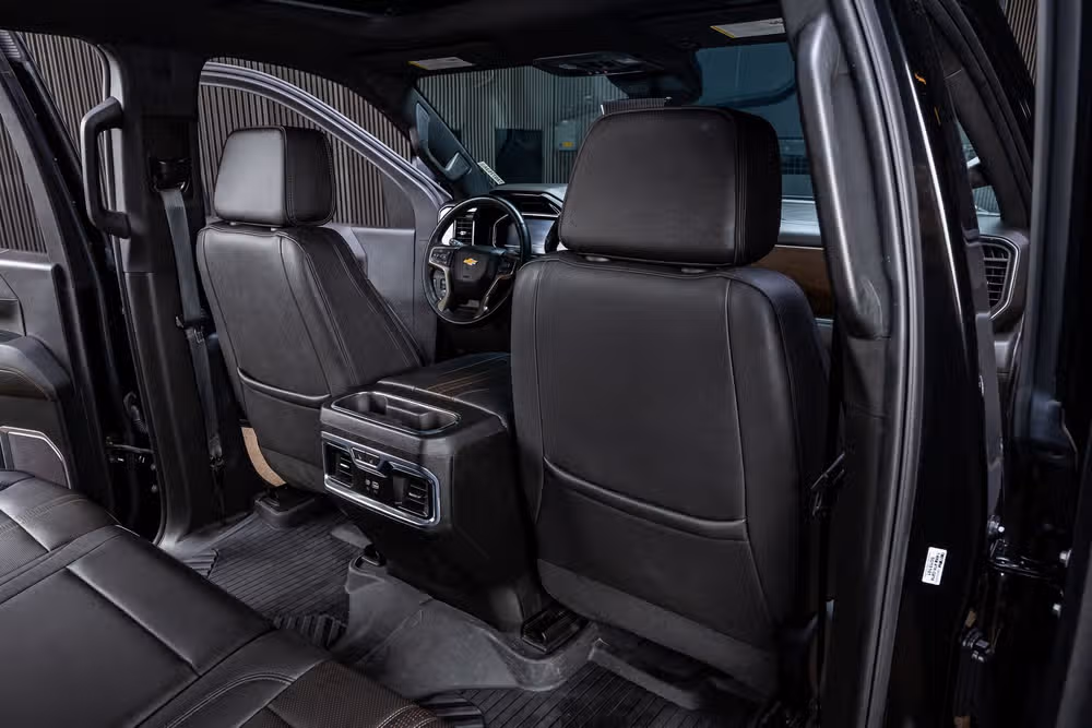 2024 Chevrolet Silverado 3500HD High Country Crew Cab Image 32