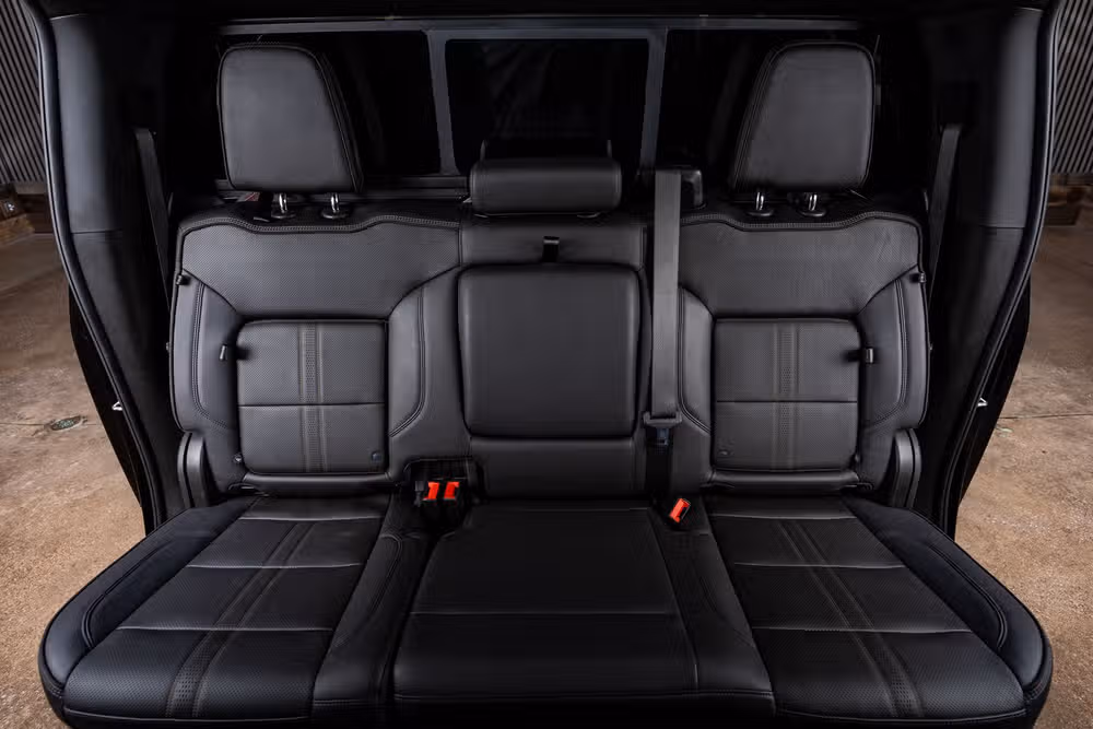 2024 Chevrolet Silverado 3500HD High Country Crew Cab Image 35