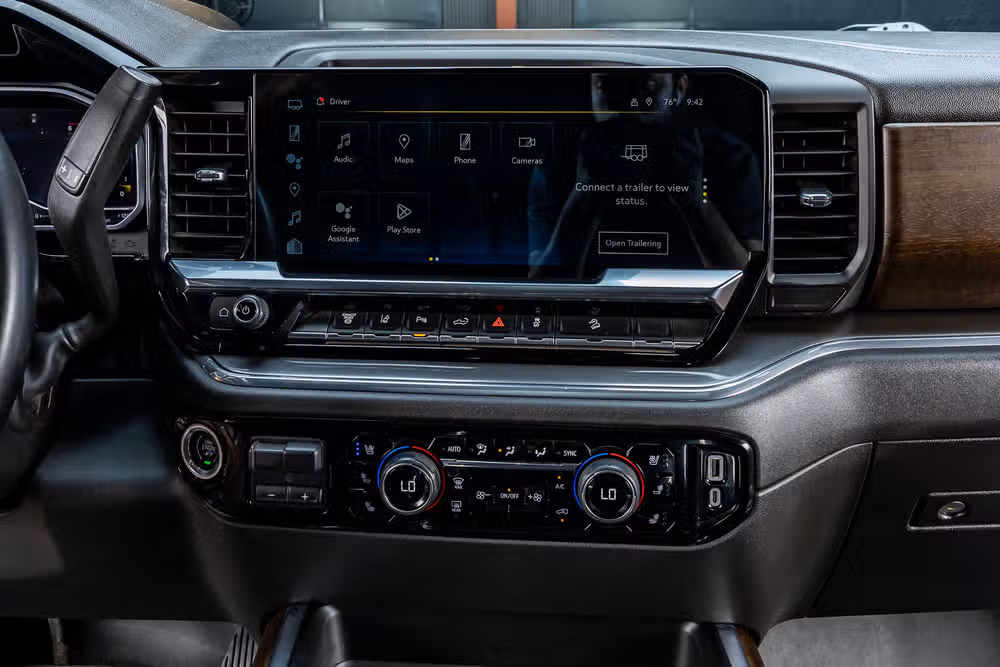 2024 Chevrolet Silverado 3500HD High Country Crew Cab Image 23