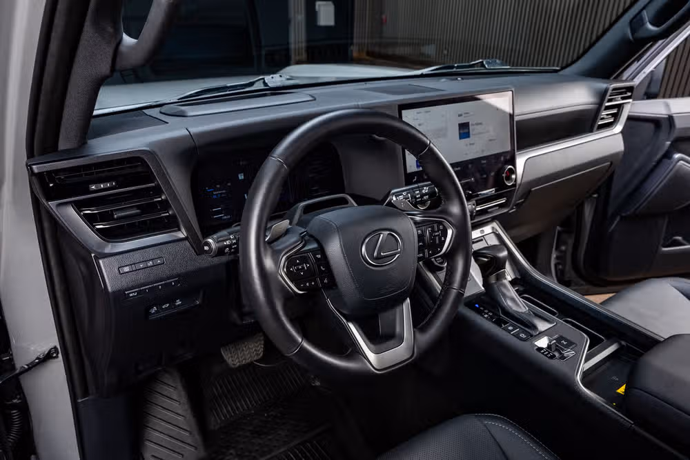 2024 Lexus GX 550 Premium+ Image 17