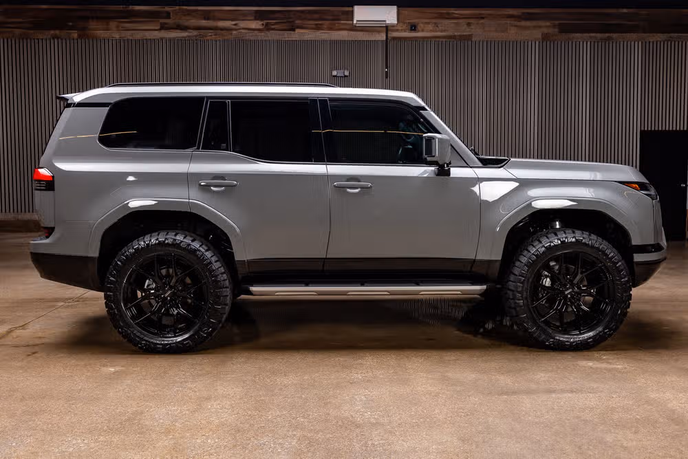 2024 Lexus GX 550 Premium+ Image 11