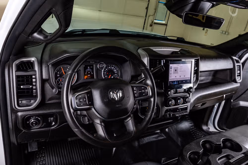 2025 Ram 2500 Tradesman Crew Cab Image 17
