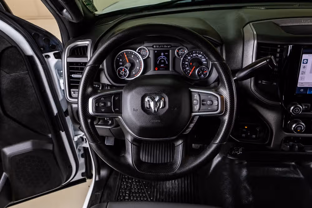 2025 Ram 2500 Tradesman Crew Cab Image 19