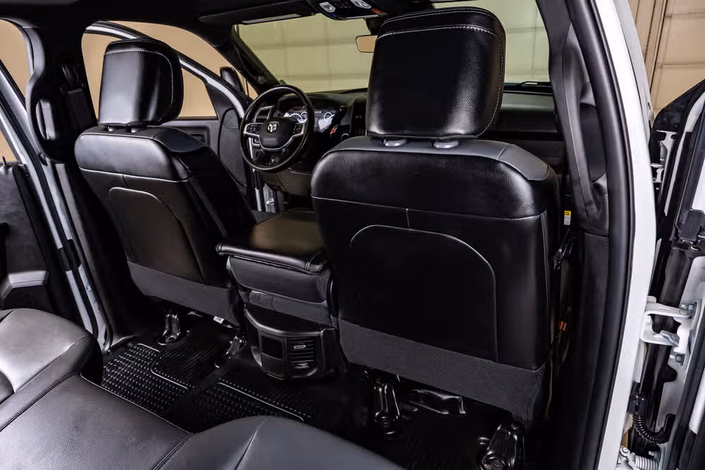 2025 Ram 2500 Tradesman Crew Cab Image 32