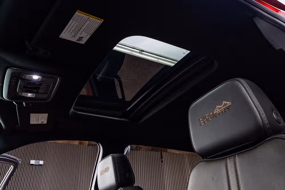 2024 Chevrolet Silverado 1500 High Country Crew Cab Image 31