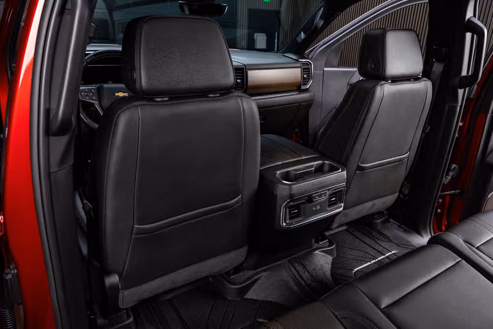 2024 Chevrolet Silverado 1500 High Country Crew Cab Image 35