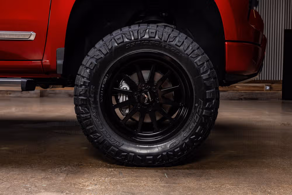 2024 Chevrolet Silverado 1500 High Country Crew Cab Image 12
