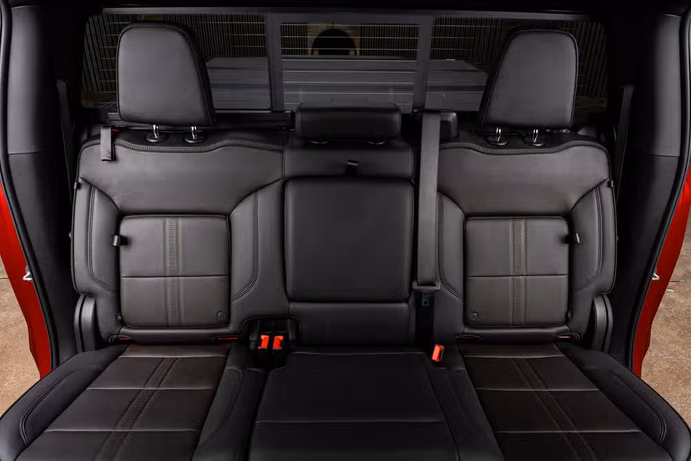 2024 Chevrolet Silverado 1500 High Country Crew Cab Image 36
