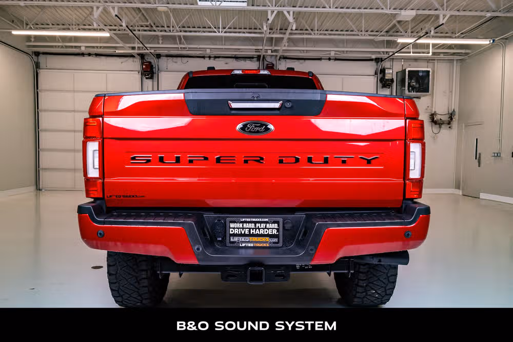 2022 Ford F-250 Super Duty Lariat Crew Cab Image 7