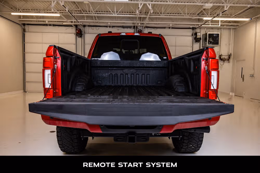 2022 Ford F-250 Super Duty Lariat Crew Cab Image 8