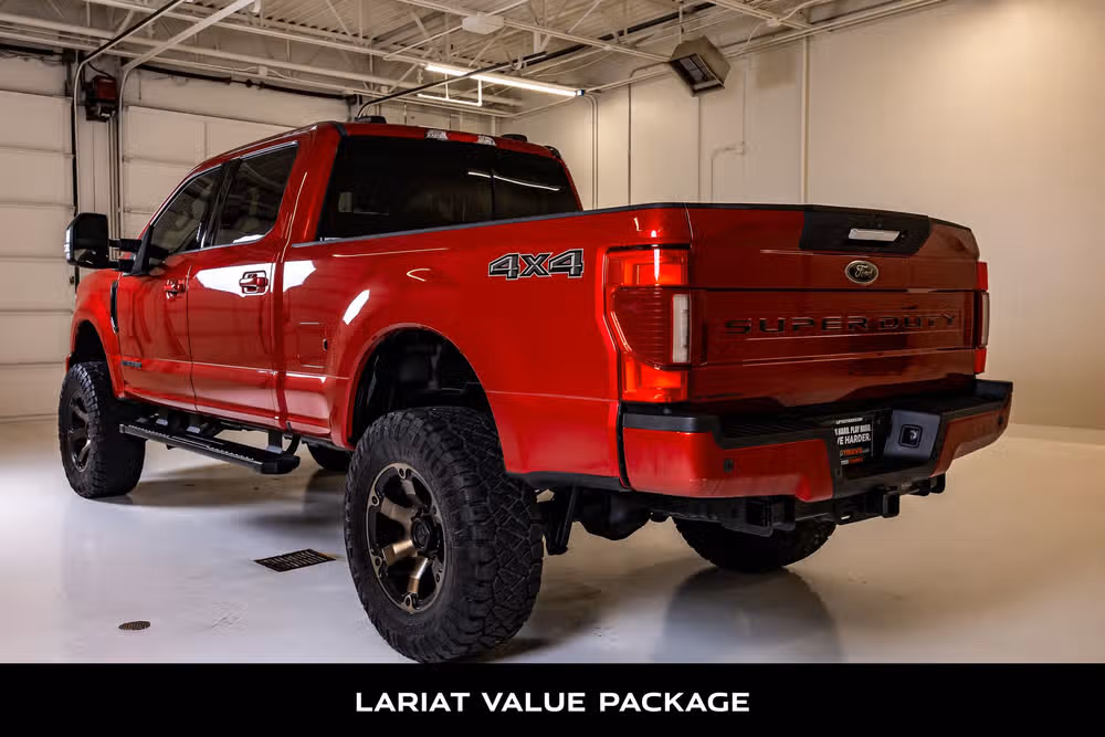 2022 Ford F-250 Super Duty Lariat Crew Cab Image 6