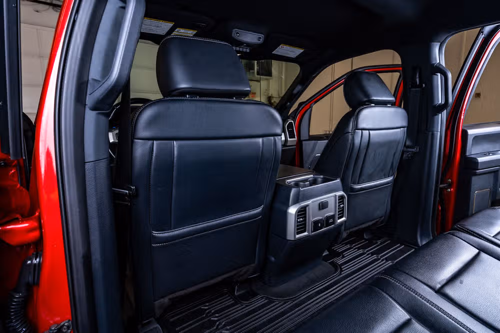 2022 Ford F-250 Super Duty Lariat Crew Cab Image 32