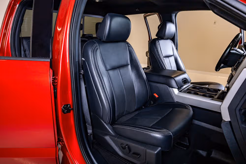 2022 Ford F-250 Super Duty Lariat Crew Cab Image 29