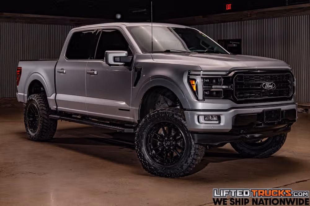 2024 Ford F-150 Lariat SuperCrew Image 1