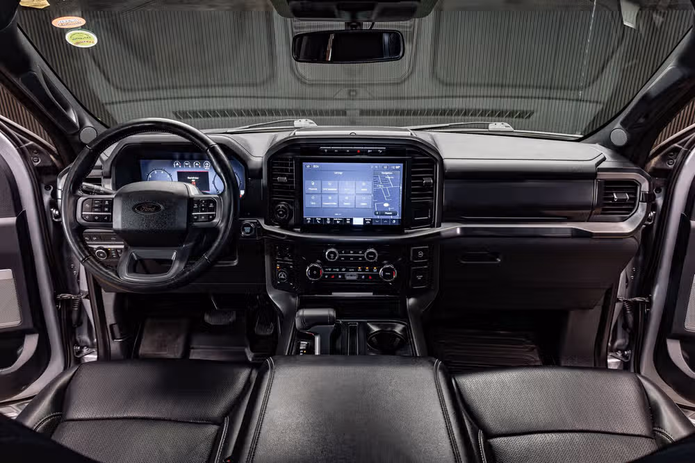 2024 Ford F-150 Lariat SuperCrew Image 19