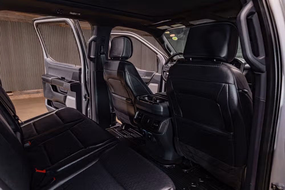 2024 Ford F-150 Lariat SuperCrew Image 29
