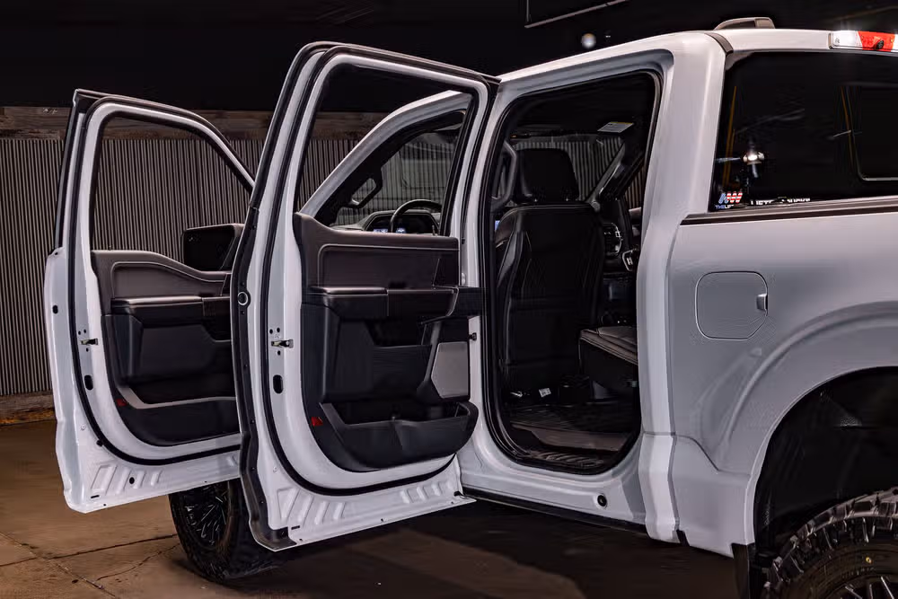 2021 Ford F-150 XLT SuperCrew Image 32